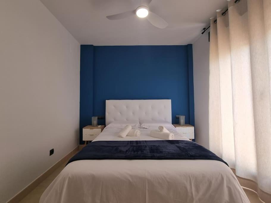 Toyo Alcazaba Suites Gran Terraza Y Vistas, 2Hab, Piscina Y Garaje Ретамар Екстериор снимка