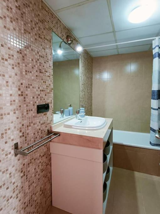 Toyo Alcazaba Suites Gran Terraza Y Vistas, 2Hab, Piscina Y Garaje Ретамар Екстериор снимка